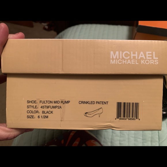 Michael Kors 6.5 crinkled patent - Picture 5 of 5